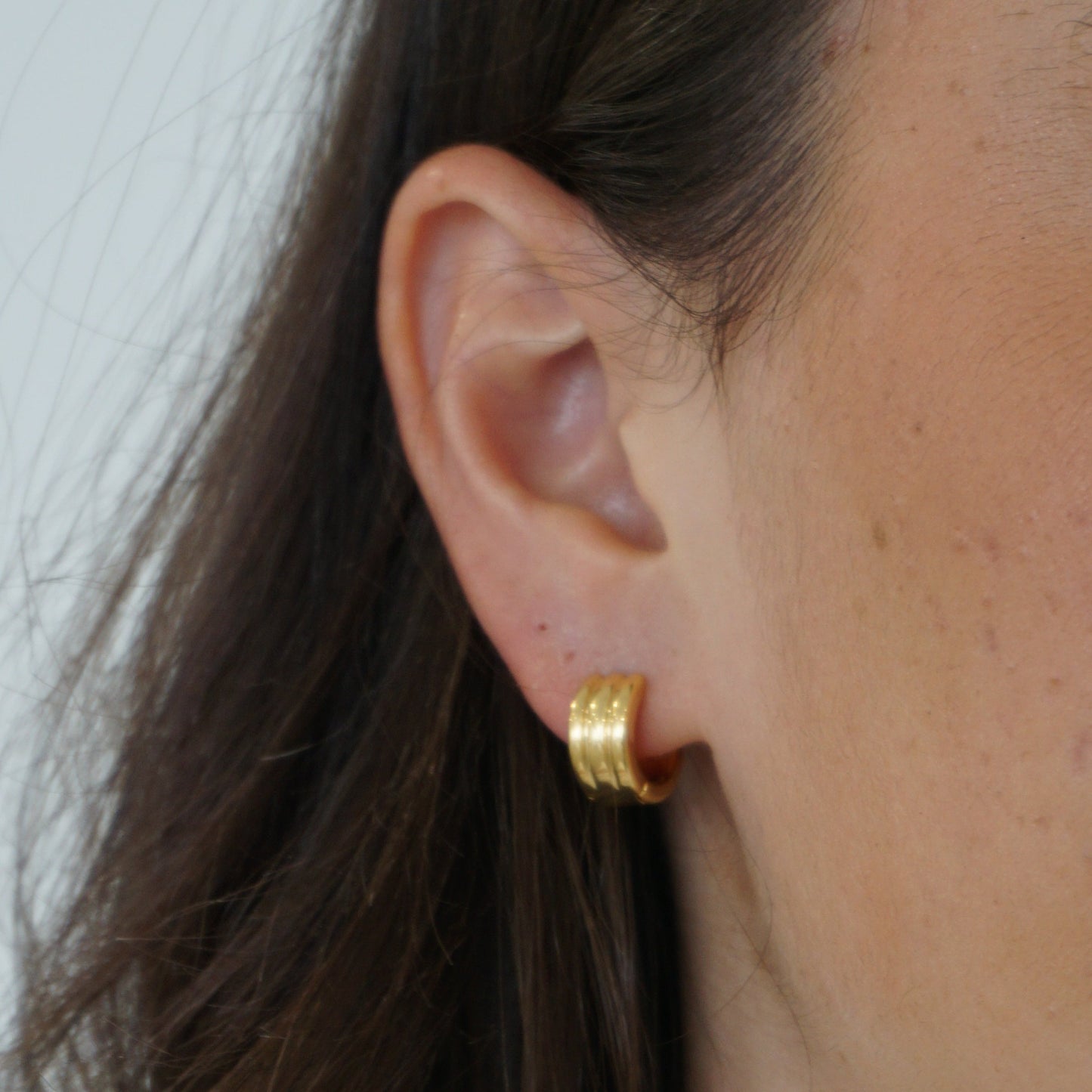 Elara Hoops